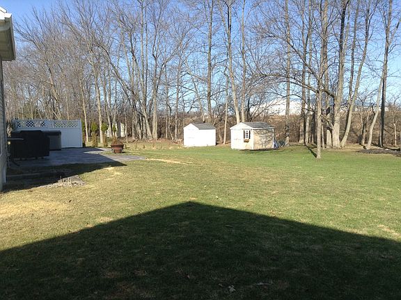 3rd image of 104 Arlington Park