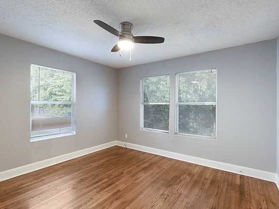 4th image of 1508 Karen Ave #A