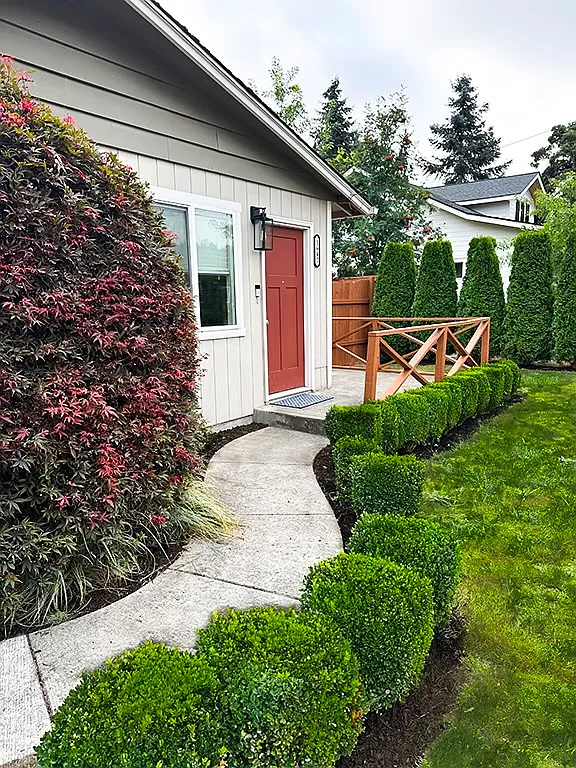 3 bed, 1200 sqft, $1,995 — Photo 2