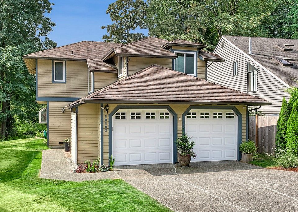 1st image of 10123 NE 144th Ct