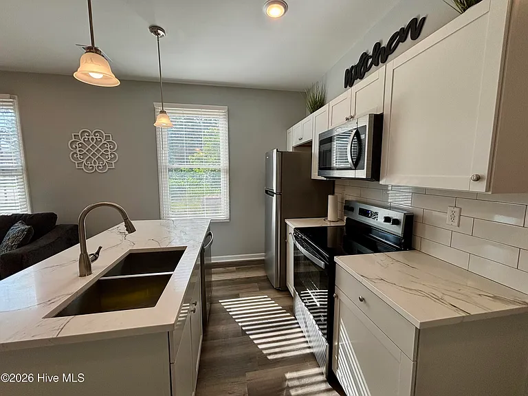 112 Telfair St #A — Photo 8