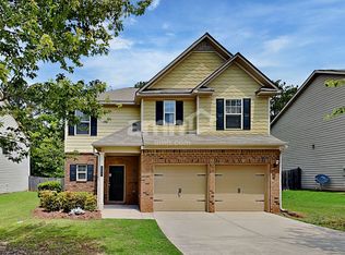 231 Bandelier Cir, Hampton, GA 30228