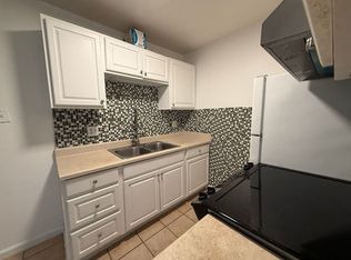 561 Pecan St #1, West Sacramento, CA 95691