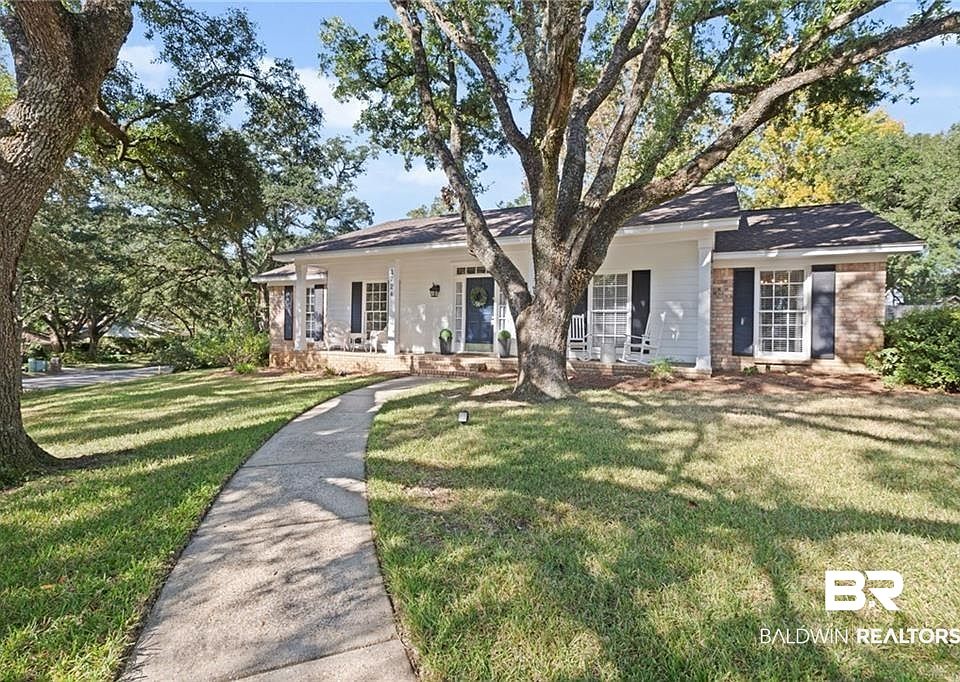 1st image of 1724 Arlington Ct
