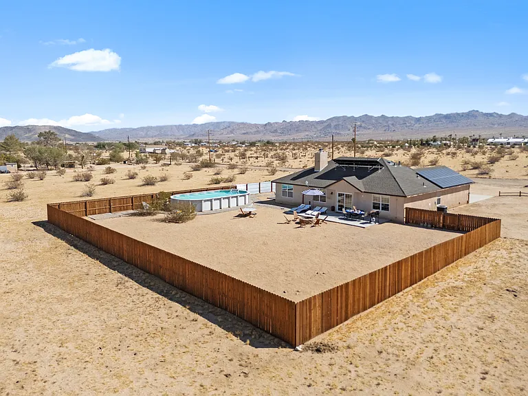 64184 Sun Mesa Rd — Photo 41