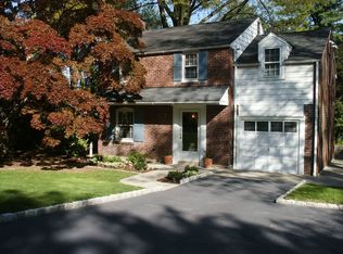 207 Glendalough Rd, Erdenheim, PA 19038