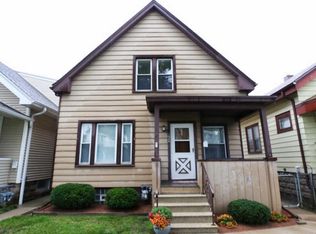 1540 S 73rd St, West Allis, WI 53214