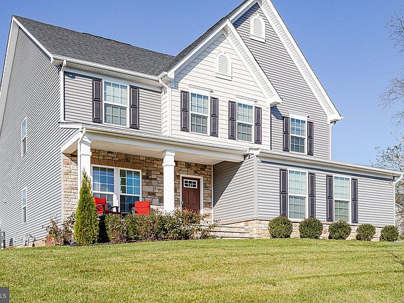 4th image of 5108 Arrowbrook Ct