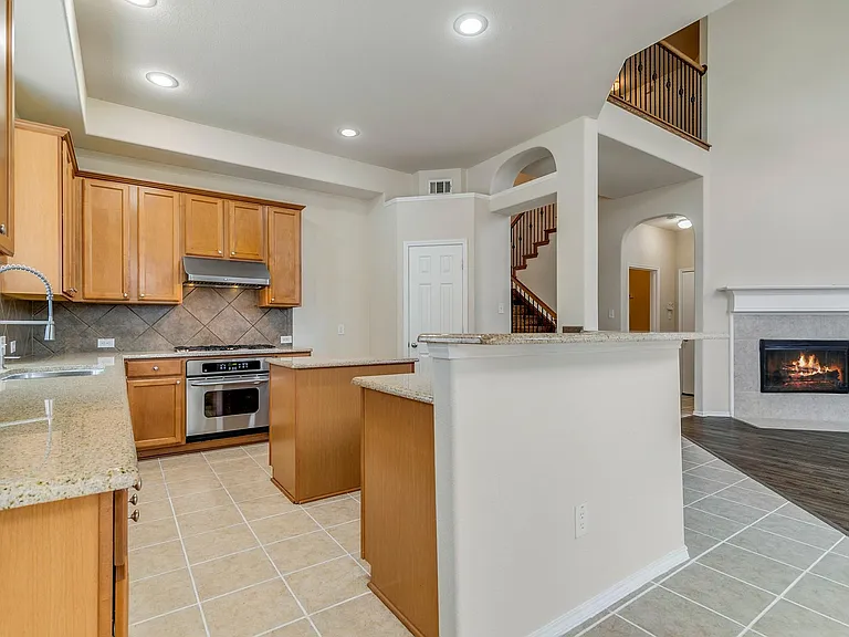 11570 Beeville Dr — Photo 16