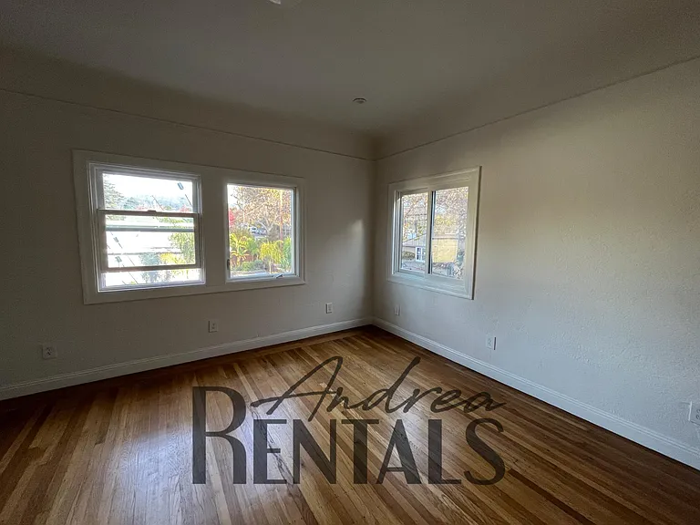 1145 Virginia St — Photo 7