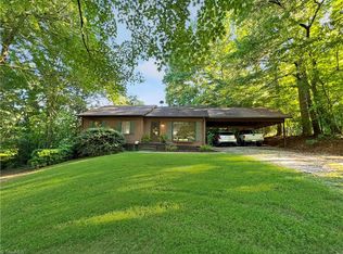 178 E Hickory Hollow Rd, North Wilkesboro, NC 28659