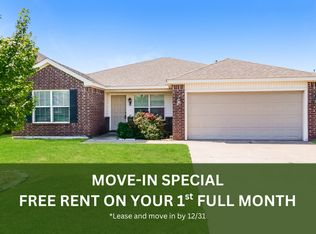 9316 NW 71st St, Yukon, OK 73099