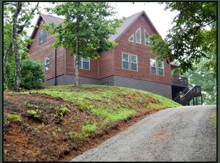 375 Sugar Ridge Rd, Franklin, NC 28734