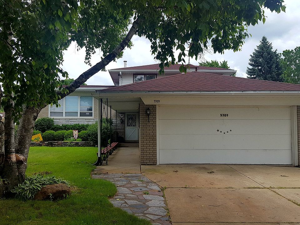 1st image of 5309 W 105th St