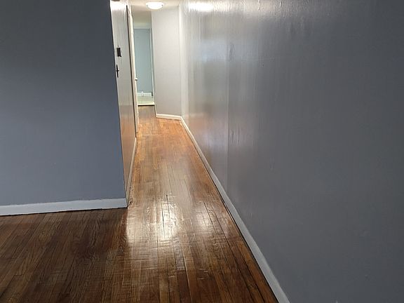 3rd image of 100 Bond St #1W