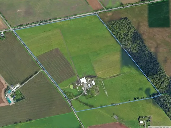 1401 Hallman Rd, Wilmot, ON N0B 2E0