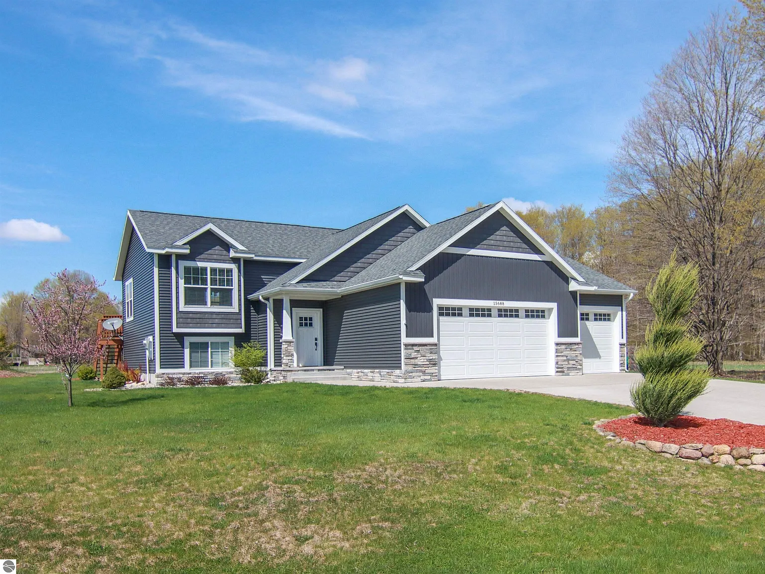 15688 Nuthatch Dr #22 photo 1