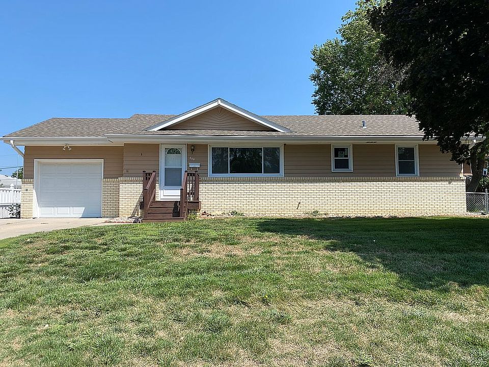1st image of 404 Hogan Dr