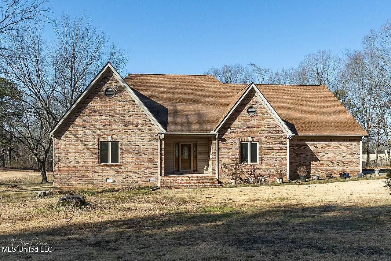 327 Getwell Rd, Hernando, MS 38632 | Zillow