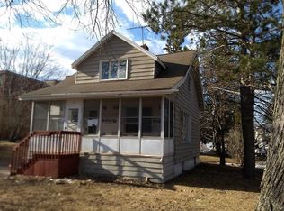 11 2nd St, Proctor, MN 55810