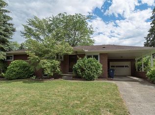 1737 Sanford Pl, Ann Arbor, MI 48103