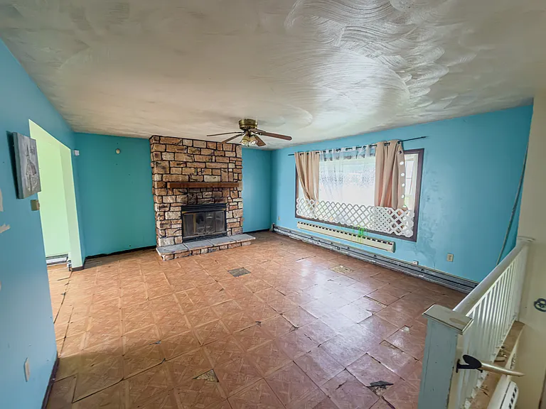161 Pentagon Cir — Photo 13