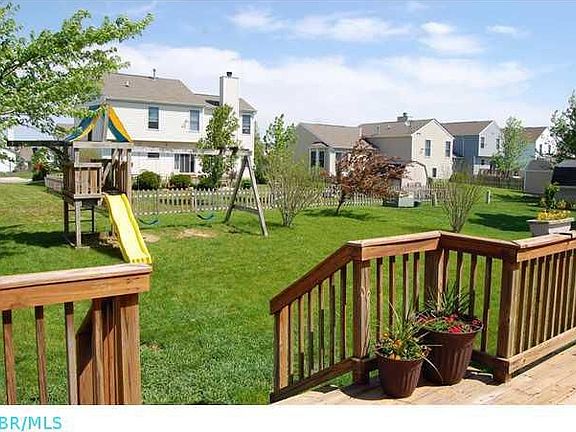 Overlooks Back Yard