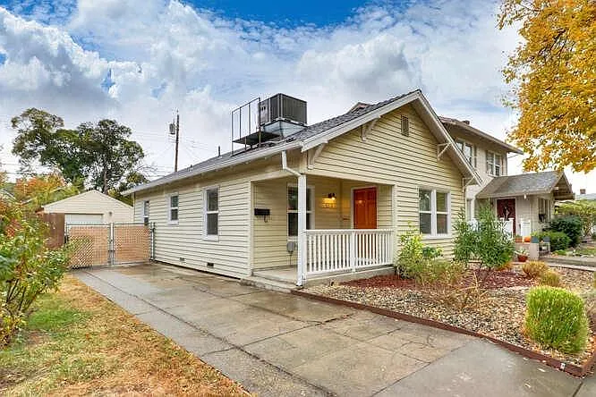 3212 Serra Way photo 1