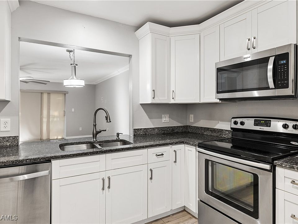 1st image of 1707 Golf Club Dr #5