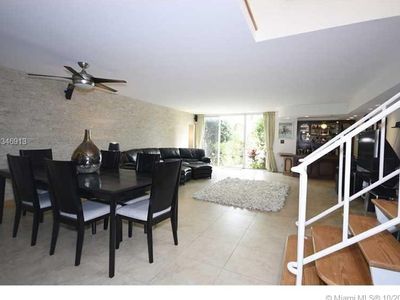 614 NE 25th Ave, Hallandale Beach, FL, 33009