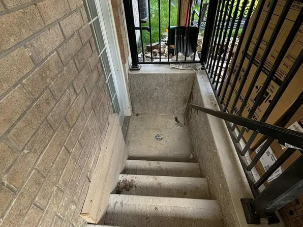 61 Hawtrey Rd #Basement, Brampton, ON L7A 5B3