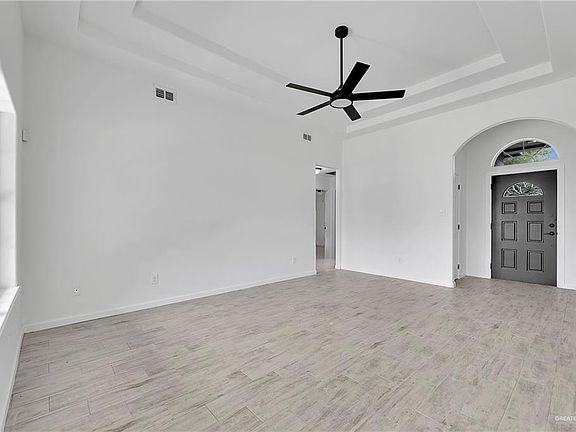 4th image of 1909 Bald Cypress Dr
