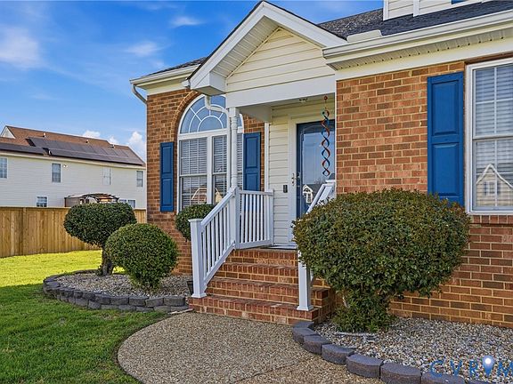 2nd image of 3213 Oakington Dr
