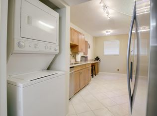 3425 Via Poinciana APT 107, Lake Worth, FL 33467