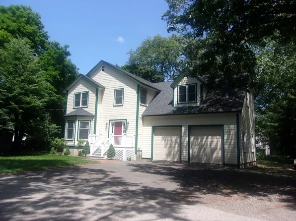 11 Malcomb Rd, Weymouth, MA 02188