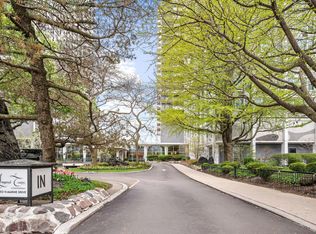 4250 N Marine Dr APT 2607, Chicago, IL 60613