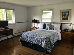 588 Walnut St, Newton, MA 02460