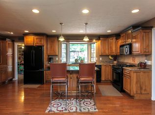 157 Indian Lake Rd, Hendersonville, TN 37075