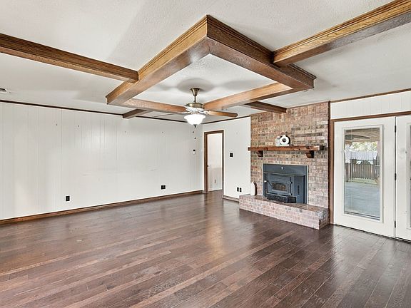 5th image of 1501 Meadow Ct