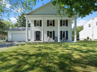 306 Pear Tree Dr, Camillus, NY 13031