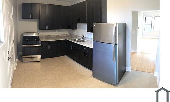 1st image of 6358 S Artesian Ave #2