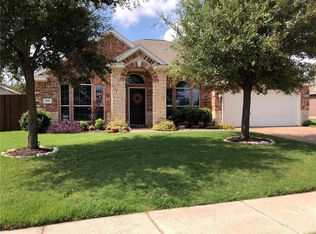 366 Cedar Crest Dr, Justin, TX 76247