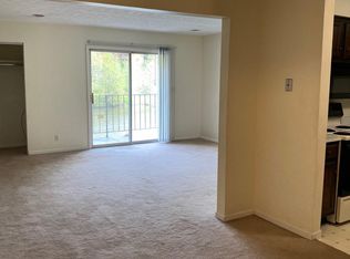 917 Bluewater Dr #K, Monticello, IN 47960