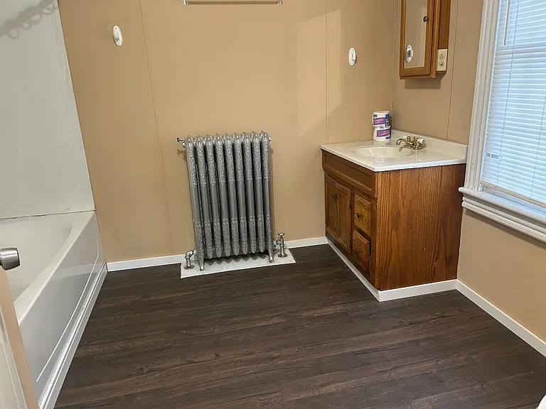 127 Bankway St #1 — Photo 5