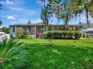 31819 Pine Dr, Deland, FL 32720