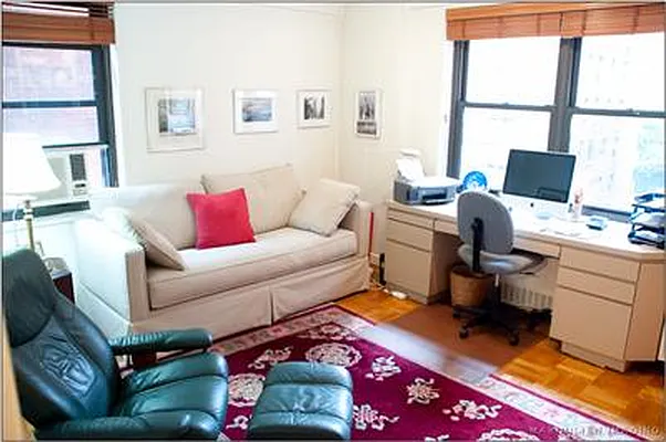 Sold by Bank Neary | media 33