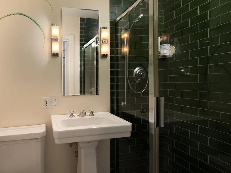 1430 Salisbury Rd — Photo 11