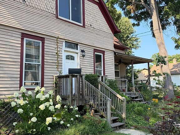 2nd image of 1009 W Monroe St