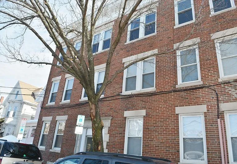 5 Quincy St #3 — Photo 1