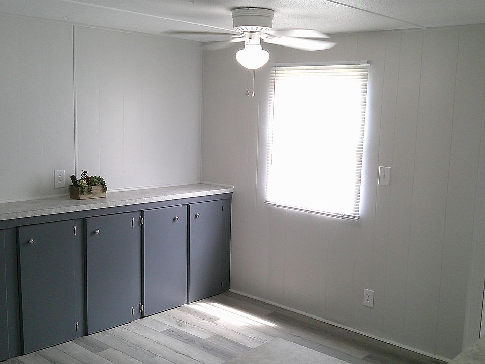 Room for table in kitchen